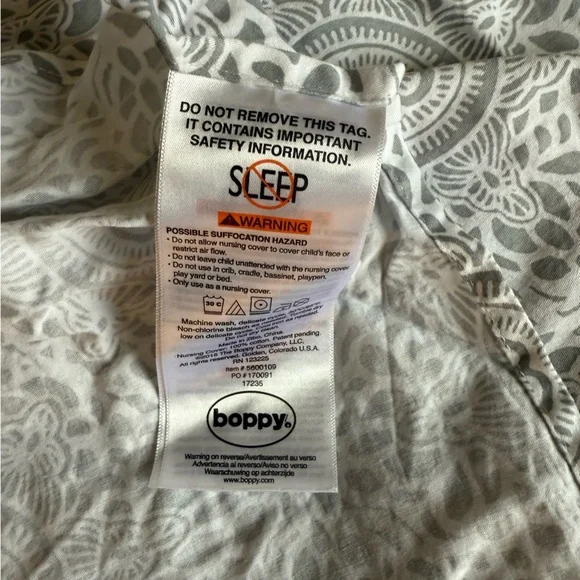 BUNDLE - lot of 5 nursing bamboo breastfeeding covers + bonus breast pads - Picture 15 of 16